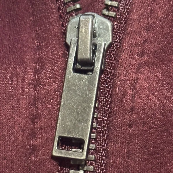 Old Navy Women’s Medium Burgundy Faux Suede Moto Biker Jacket Zip Cuffs - Image 5