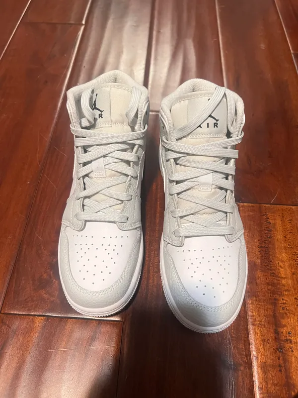 Air  1 mid - Image 2