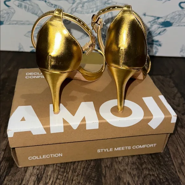 AMOJI Gold Women's High Heels - Image 2