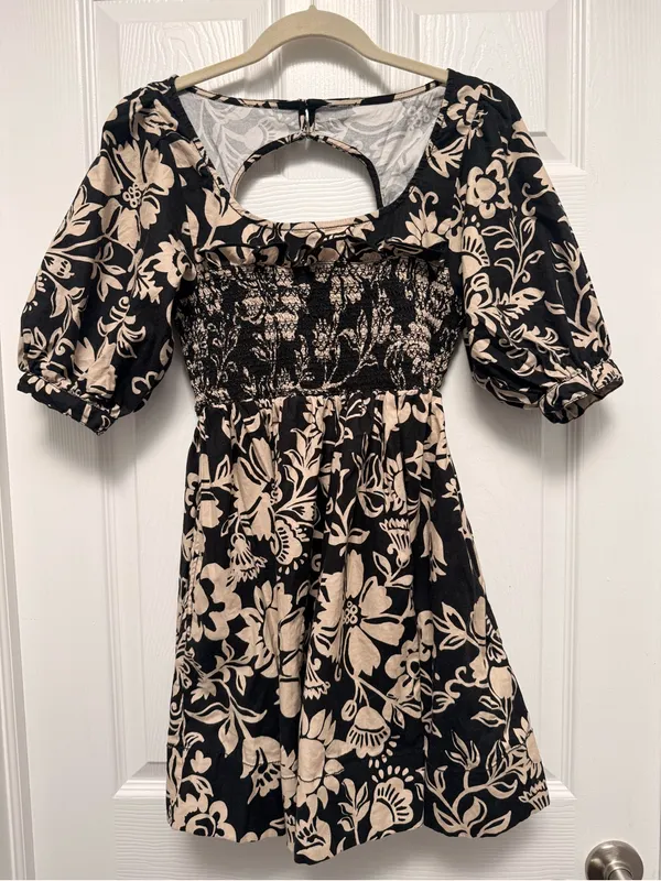 Free People Dear Delilah Mini Dress Black Cream Floral Open Back size Small NWOT - Image 3