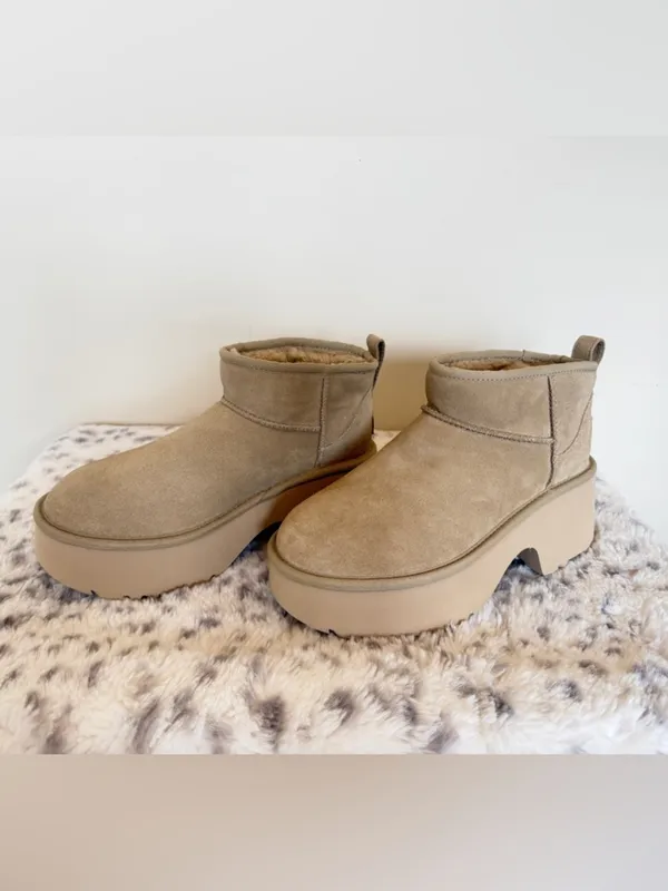 UGG Classic Ultra Mini New Heights Platform Boot Sz 9 - Image 2