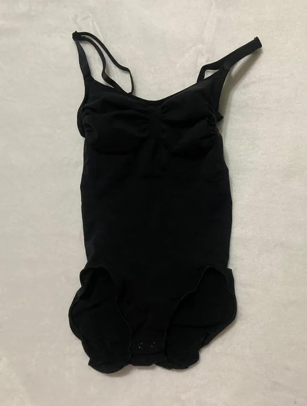 SKIMS Sculpting Brief Bodysuit S/M - Image 2