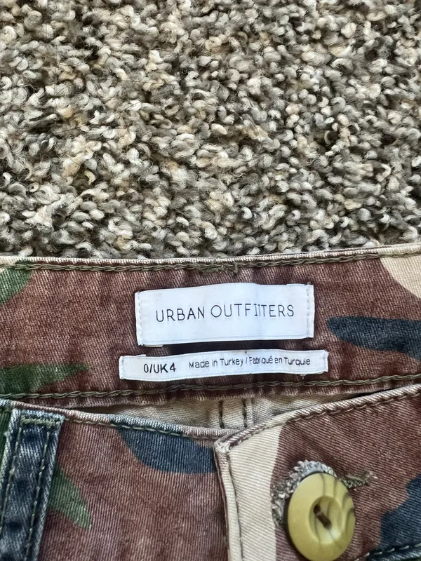 Urban Outfitters Vintage Cargo Pants - Image 3