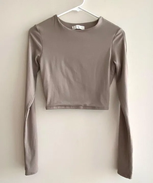 Klesis Taupe Cropped Long-Sleeve Top with Cutouts on Sleeves, Size S - Image 2