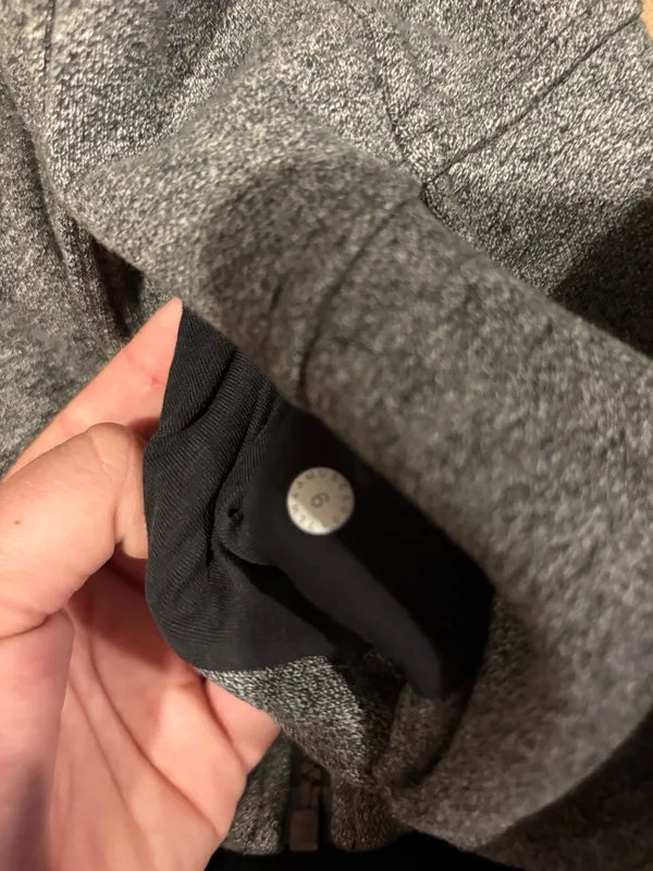 Lululemon Jacket Size 6  - Image 6