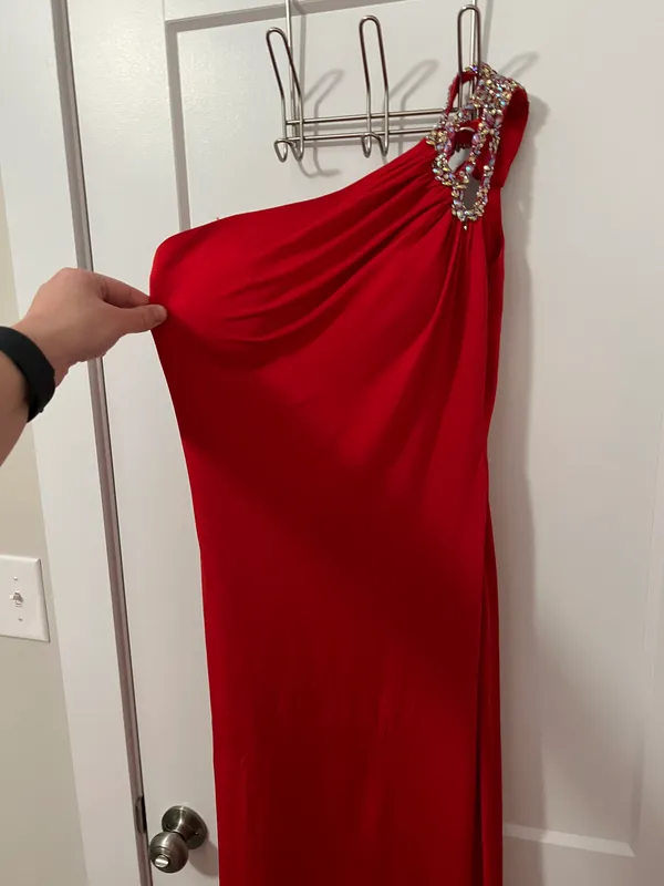 La Femme Red Formal Dress - Image 3