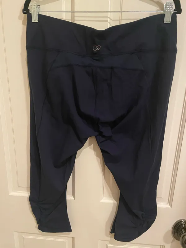 Calia by Carrie Navy Capri Ruched Leggings - Image 5