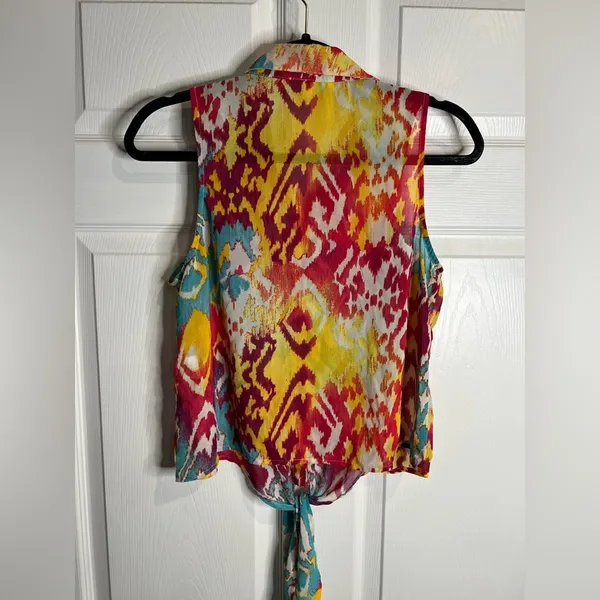 Chord Women’s sleeveless tie front top - Multicolored - Size Medium - Image 2