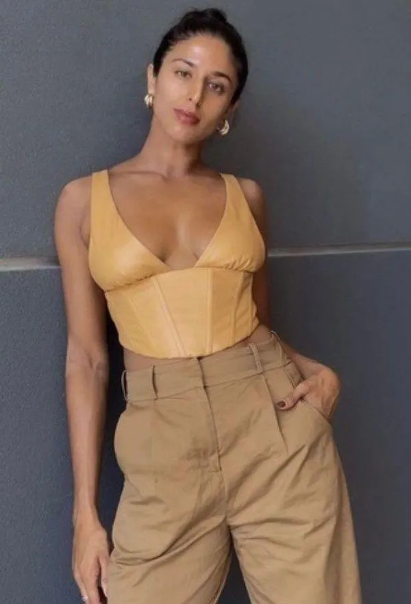 ZARA Tan Faux Leather V Neck Cropped Corset Top - Image 2