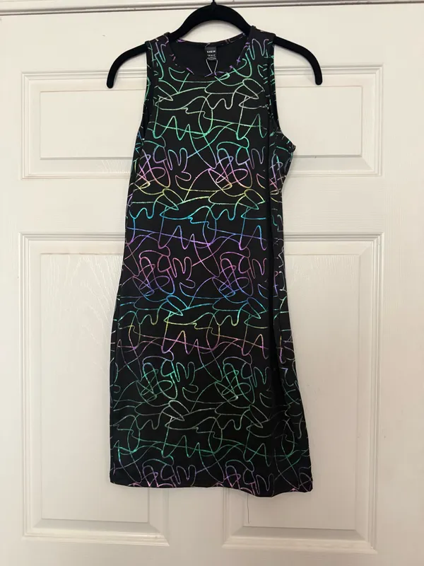 SHEIN Black Sleeveless Mini Dress with Multicolor Abstract Line Print - Image 3