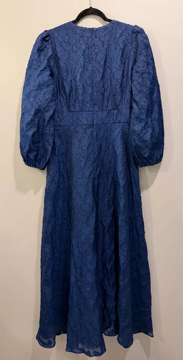 Abbey Glass Brooke Gown Navy Cloud Organza Long Sleeve V-Neck Dress Navy - Image 6