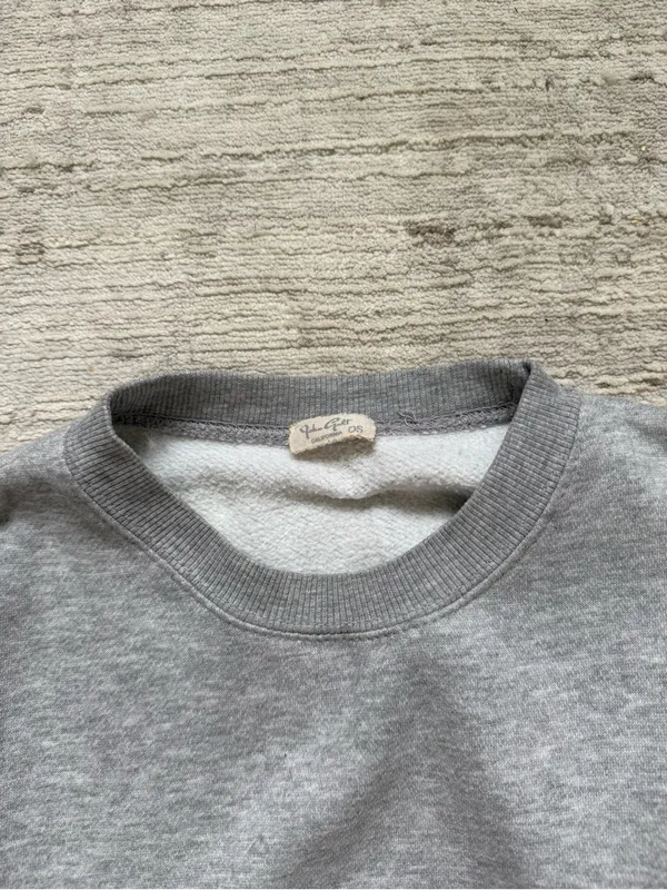Brandy Melville Malibu Gray Cropped Crewneck (OS) - Image 4
