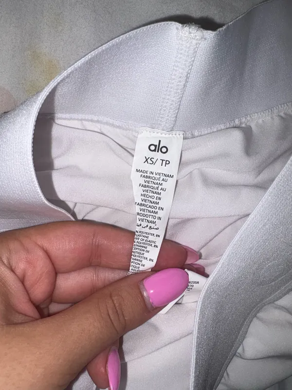 Alo Yoga Skirt - Image 3