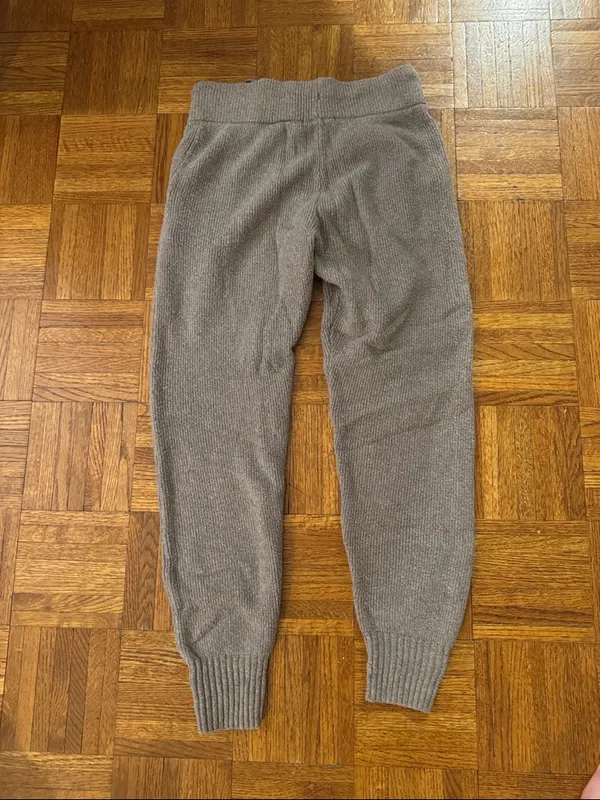 Abercrombie & Fitch 90s Sweater Jogger Pants - Image 9