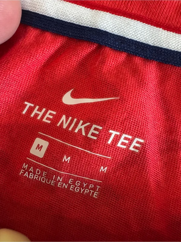 Nike women's sleeveless tank top USA red flag size medium - Image 2