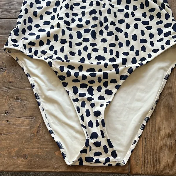 Aerie Swim One Piece in Navy and Cream - Image 4