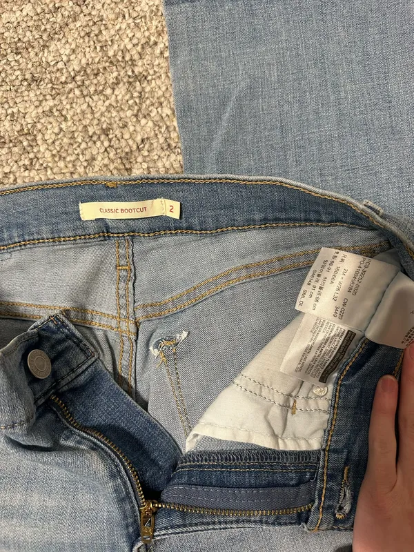 Levi’s Jeans Classic Bootcut - Image 4