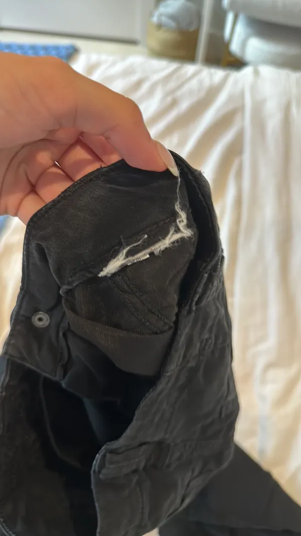American Eagle cargo jeans - Image 3