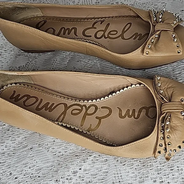 Sam Edelman Raisa studded bow tan slip on ballet flats sz 7.5 - Image 2