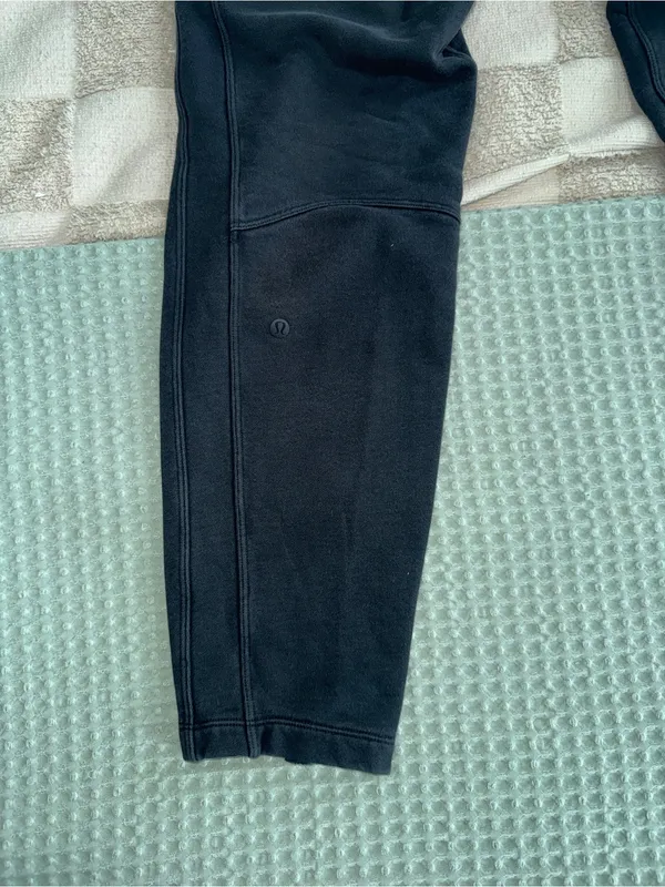 Lululemon Free To Roam Jogger *28" Black size 8 - Image 7