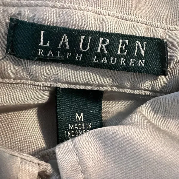 Lauren Ralph Lauren‎ Women’s Button Up Top Medium Satin - Image 3
