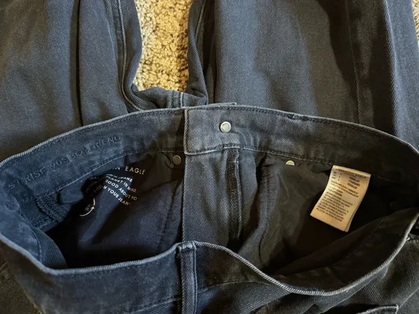 American Eagle Mom Jeans - Image 7