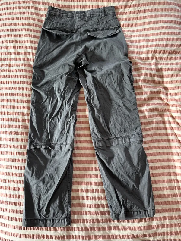 Garage low waisted gray cargo pants - Image 2