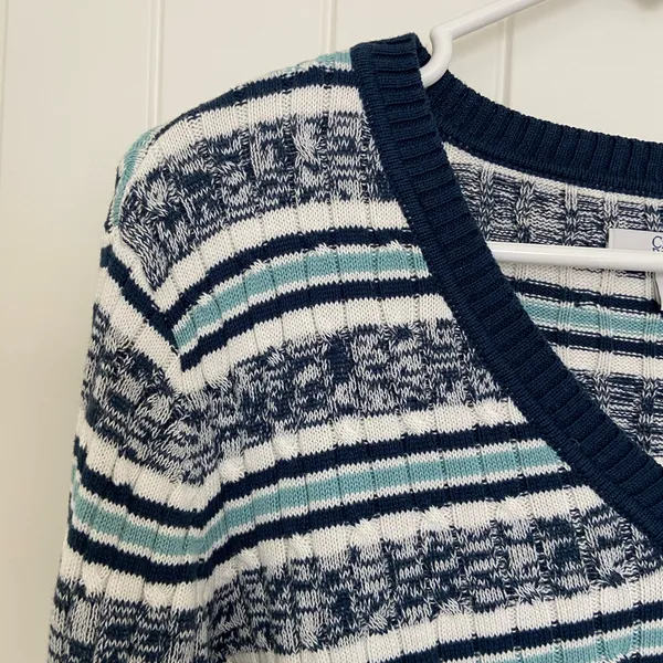 NWOT Croft & Barrow women’s blue teal striped‎ v-neck soft knit sweater large - Image 2