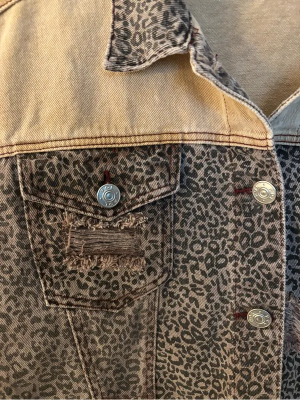 POL Two-Tone Leopard Print Denim Jacket in Brown/Tan Women’s Size L - Image 8
