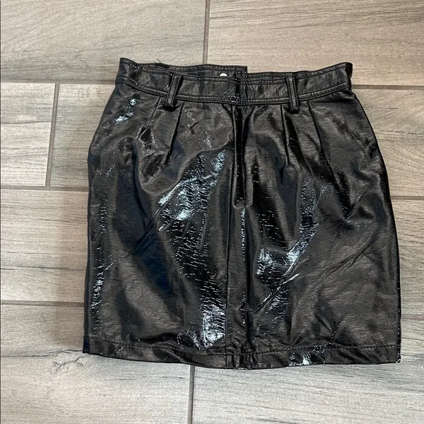 Silence + Noise Shiny Black Mini Skirt - Image 4