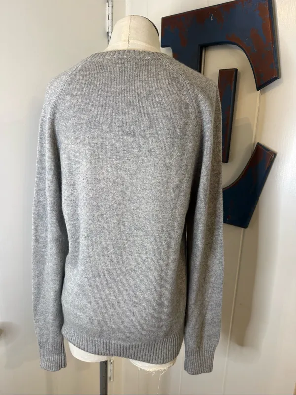 J. Crew Men's Gray Crewneck Sweater - Image 2