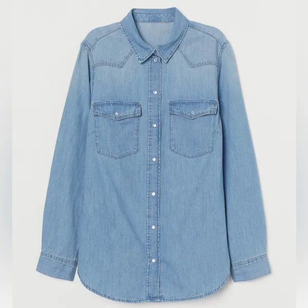 H&M Oversized denim button down shirt size small - Image 4