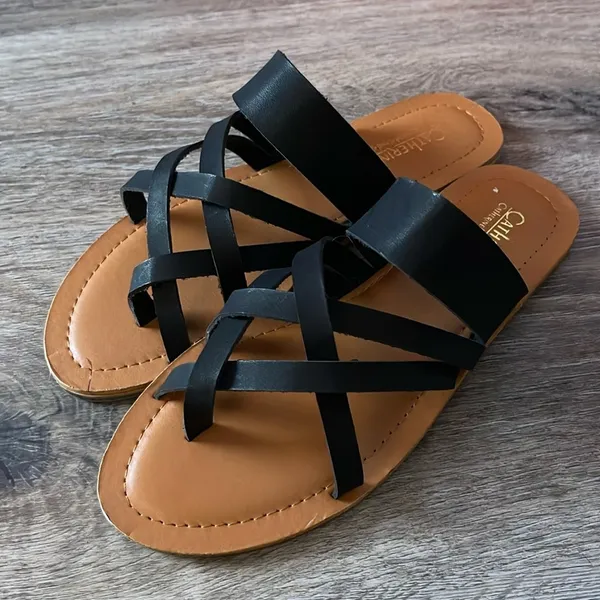 Catherine Malandrino Somang Black Sandals Size 6 - Image 2