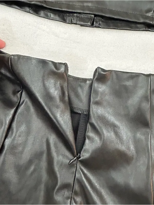 Black Faux Leather Snap Button Short Sleeve Crop Top & Matching Shorts Womens XS - Image 7