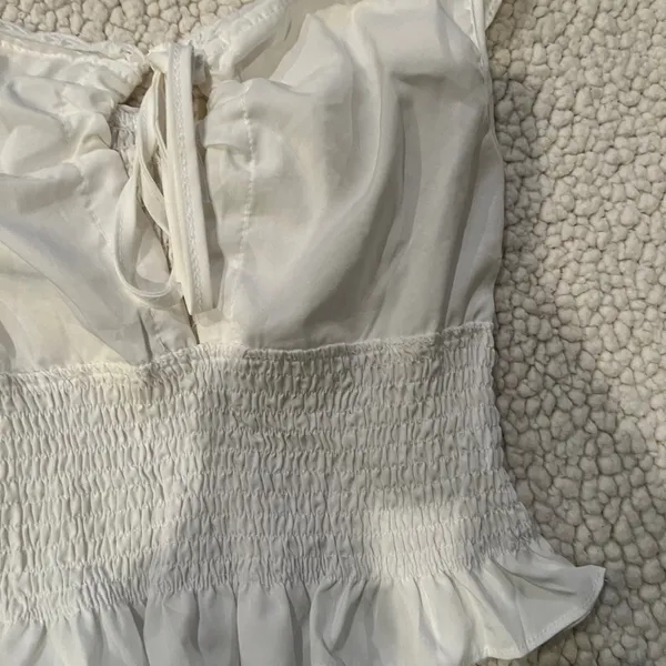 White Shein blouse - Image 3