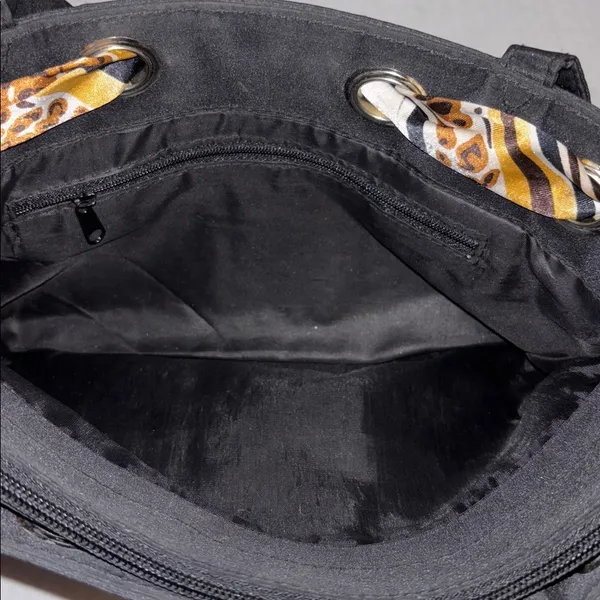 Black Nylon Tote/Shoulder Bag Tie Interwoven Thru Bag 3 Compartments One Zipper - Image 7