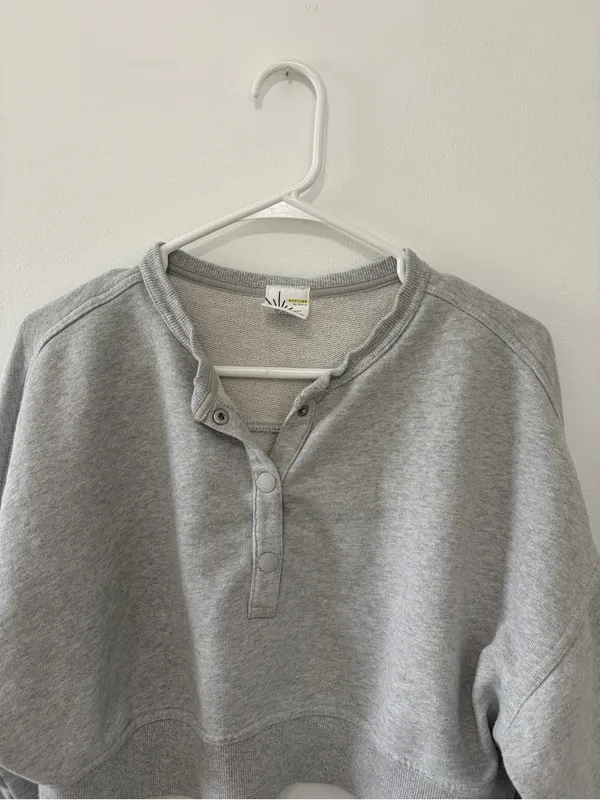Aerie Offline Gray Cropped Sweatshirt- Size Small - Image 4