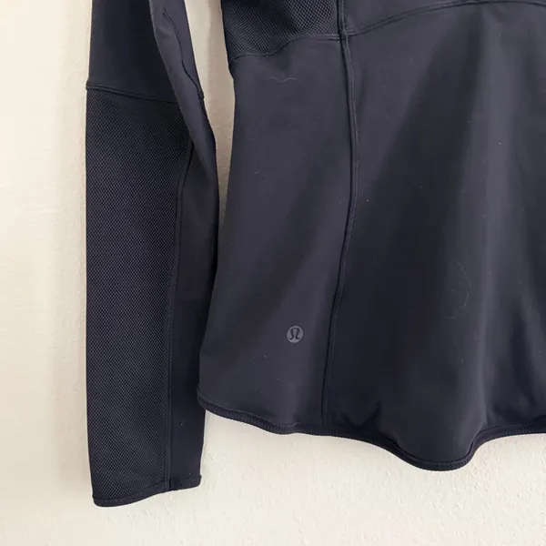 Lululemon Mesh Is More Jacket Black SIZE 6 Fitted Stretch Soft‎ Sporty Running - Image 10