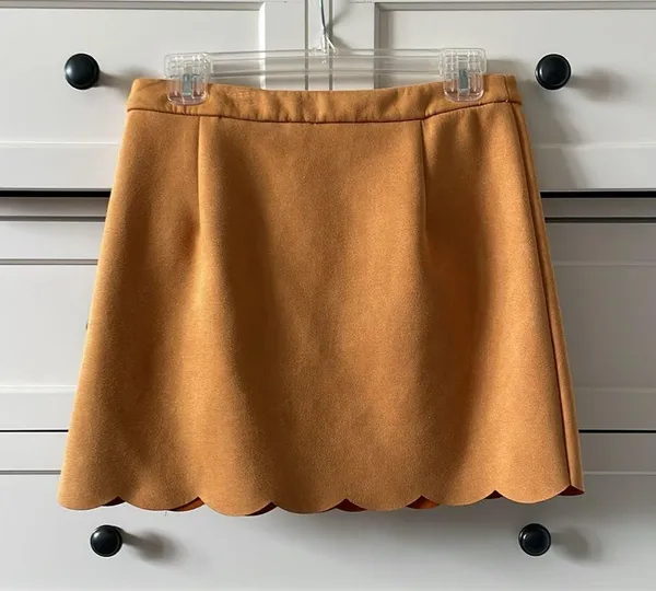 VICI Flawless Women’s Mustard Suede Mini Skirt w/ Scalloped Hemline- Size Medium - Image 2