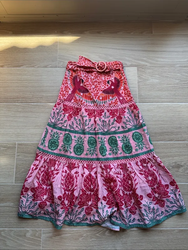 Farm Rio Ainika Print Macaws Maxi Skirt Size Medium Red Pink Green $260 - Image 3