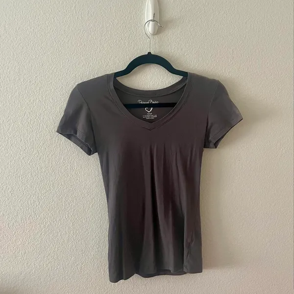 plain gray basic short sleeve t-shirt (read desc before buying) - Image 5