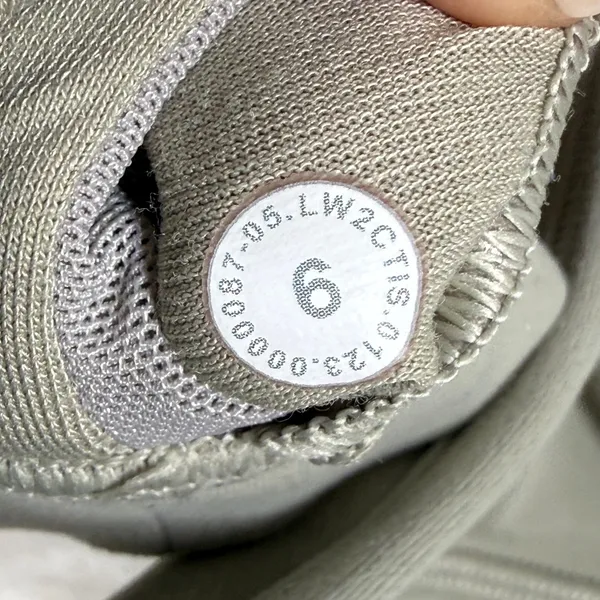 Lululemon Flow Y Bra Nulu Sage Grey Light Support Yoga Sports Bra Size 6 LW2CT1S - Image 4