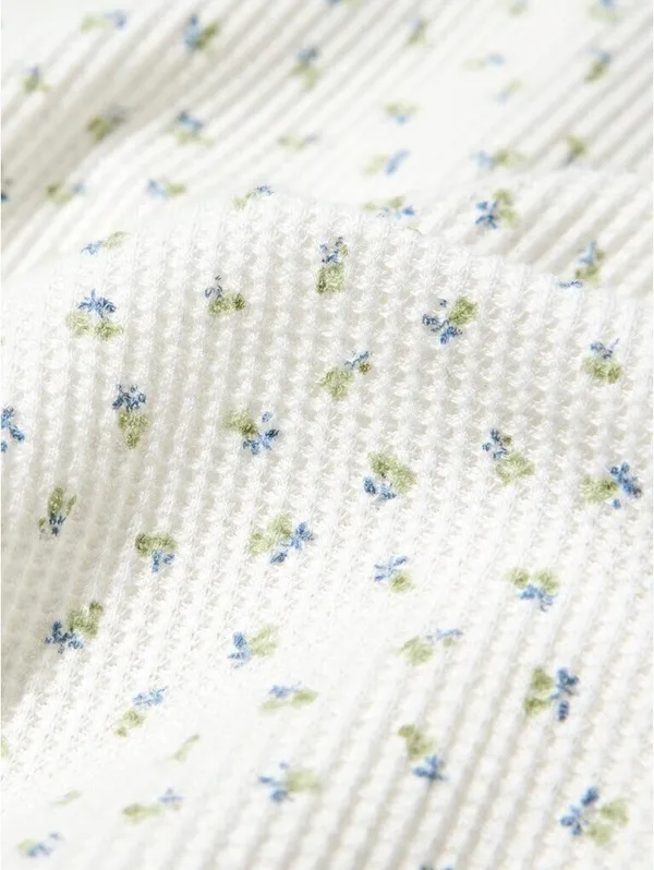 Uniqlo Waffle Full Open Mini T-Shirt | Pattern NWT White XS - Image 4