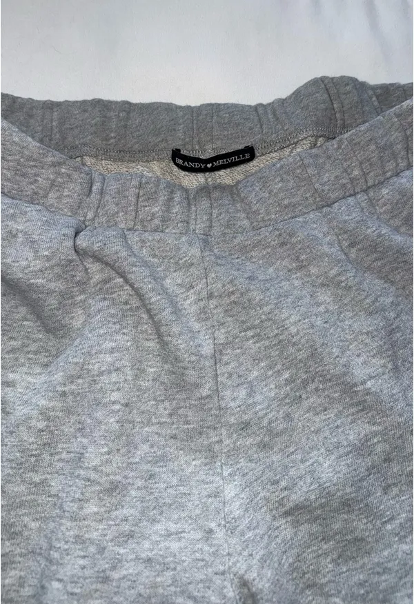 Brandy Melville Sweatpants - Image 3