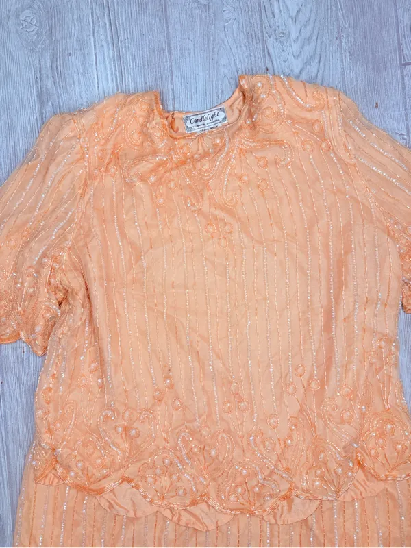 Vintage silk beaded candle light pink beaded skirt and short sleeve shirt outfit - Image 3