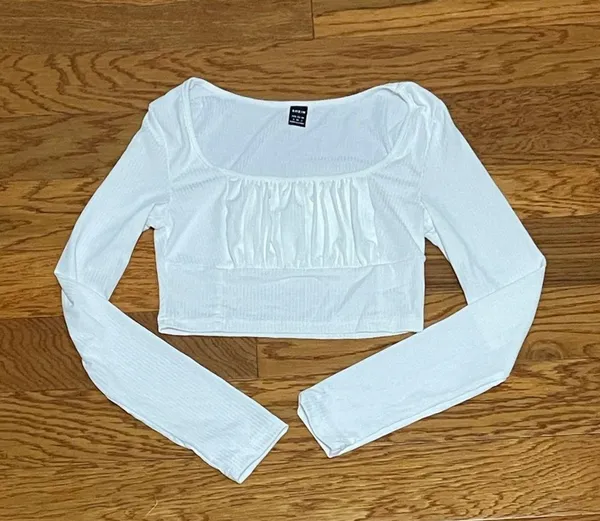 SheIn White Ruched Sheer Crop Top Never Worn - Image 2