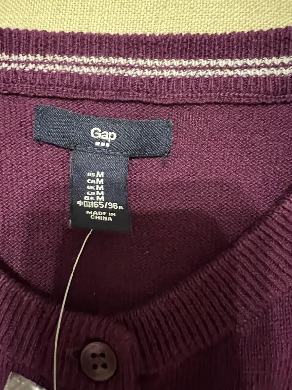 Gap Cardigan - Image 3