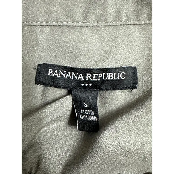 Banana Republic Olive Green Classic Embroidered Button Up Blouse Office Ready - Image 8
