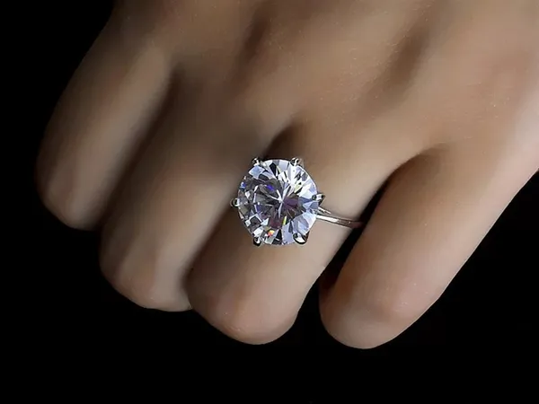 5ct halo 4.5 5 6 7 8 9 10 Diamond Cz Silver 925 Cushion Engagement Proposal Ring - Image 4