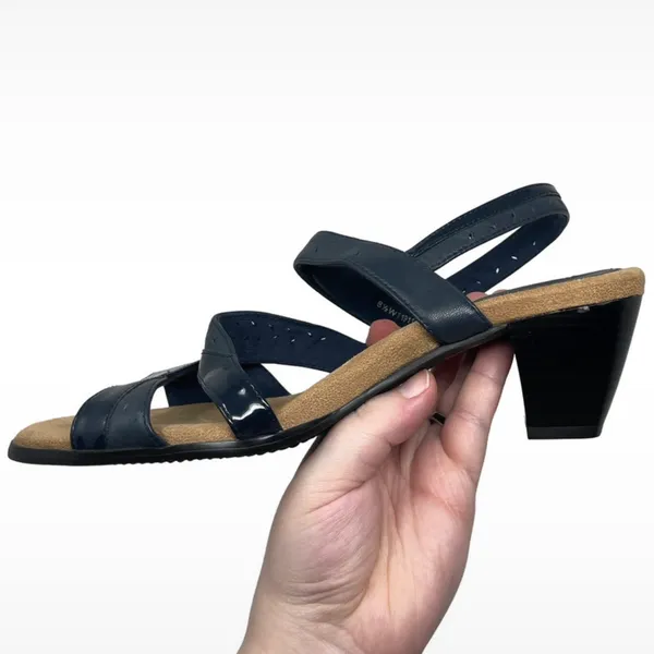 Trotters “Marvie” Navy Blue Leather Heeled Hook & Loop Sandals Women’s 8.5 Wide - Image 12